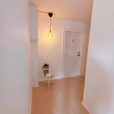 Holiday home Bright Double 7 With Free Parking